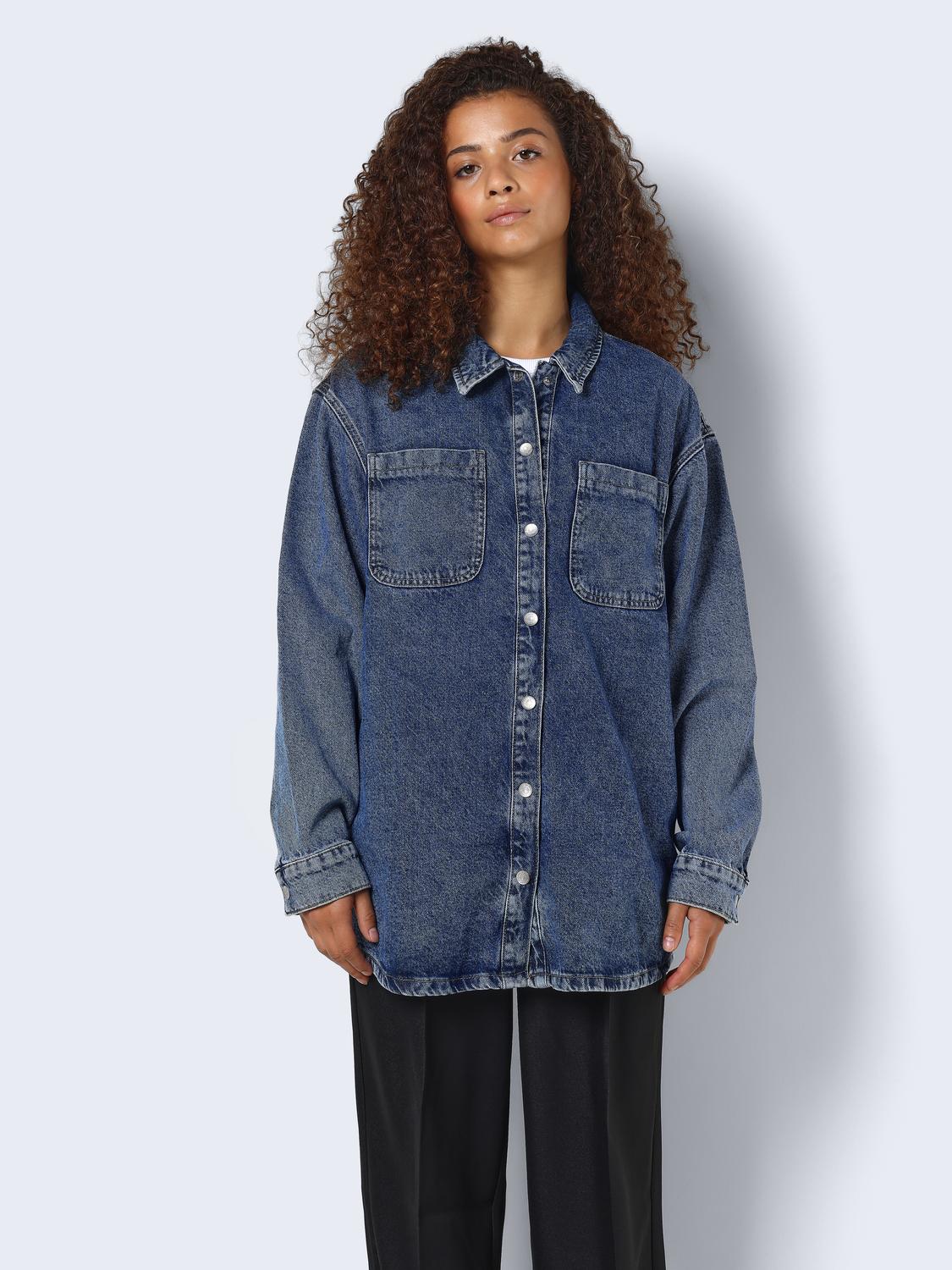 model_shot-front